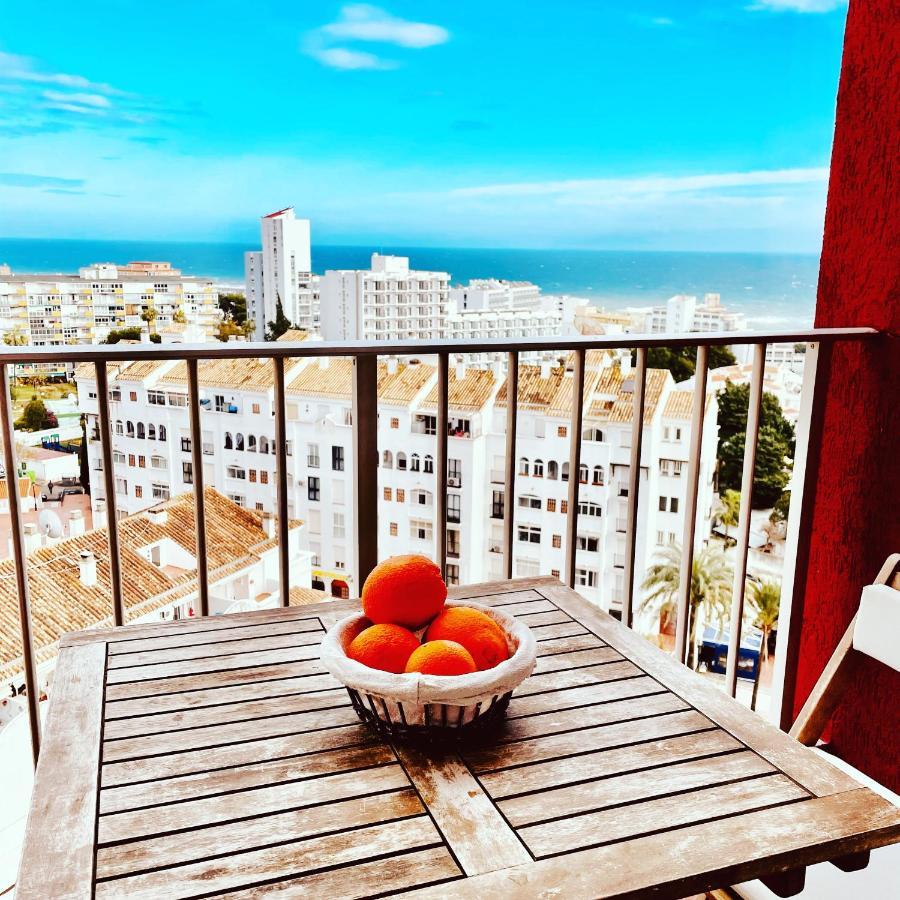 Luxury Suites Minerva Beach 贝纳尔马德纳 外观 照片
