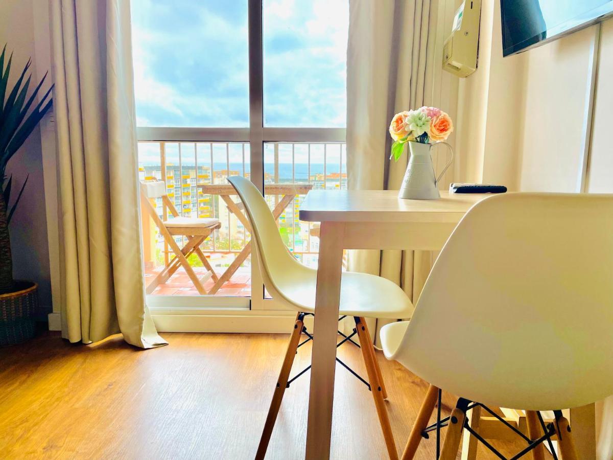 Luxury Suites Minerva Beach 贝纳尔马德纳 外观 照片